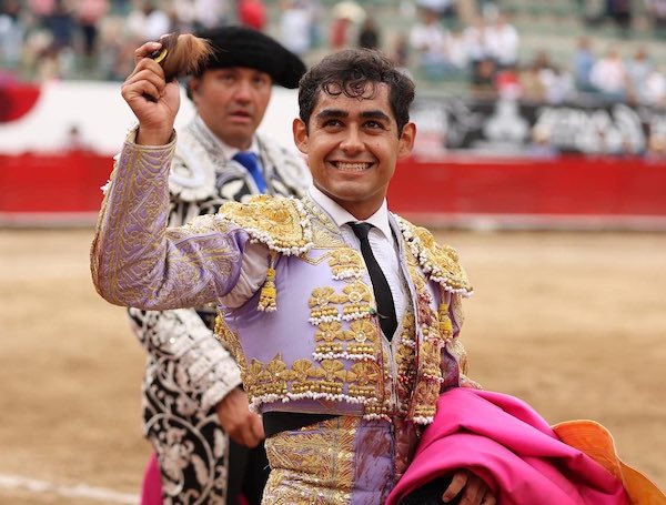 Dos orejas en Guadalajara