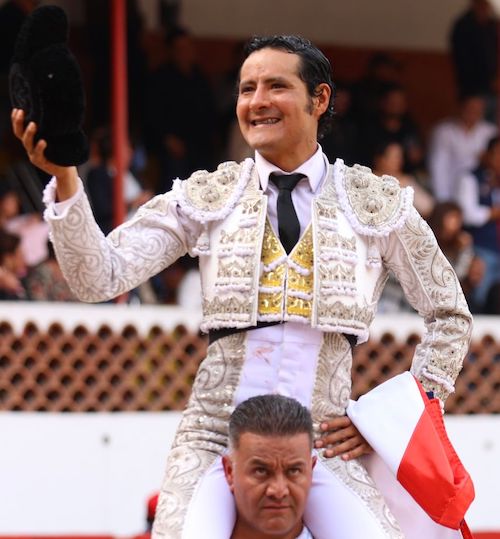 Tarde de triunfo para Angelino de Arriaga