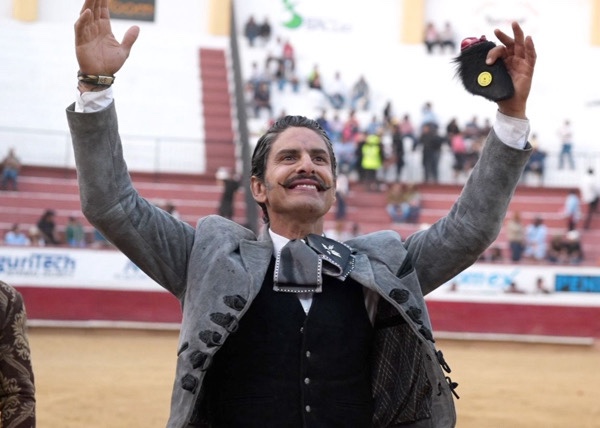 Oreja para Gamero y para Ayala en Texcoco