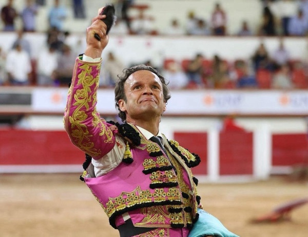 Oreja para Ferrera en la tercera de San Marcos 2024